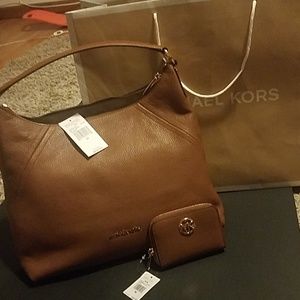 Michael Kors Aria Leather Bag and Wallet Case